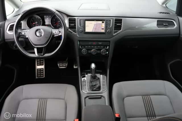 Volkswagen Golf Sportsvan (2016) thumbnail 6