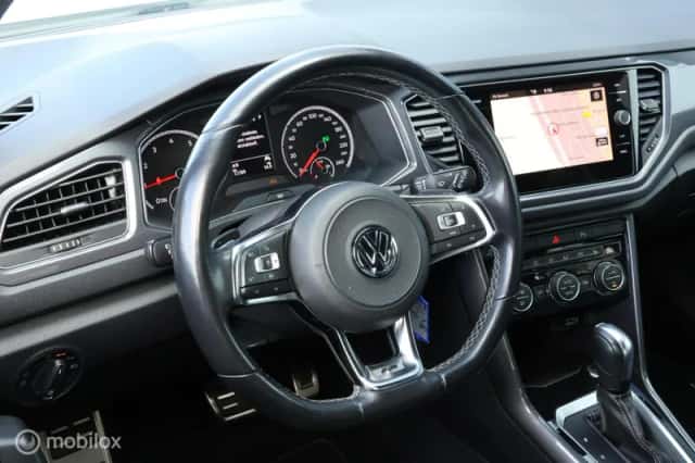 Volkswagen T-Roc (2020) thumbnail 6