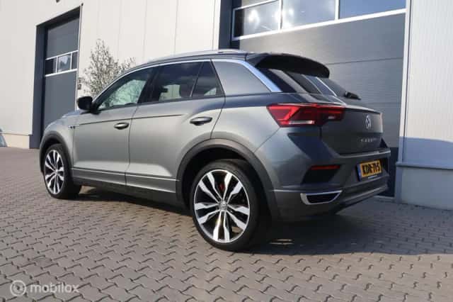 Volkswagen T-Roc (2019) thumbnail 5