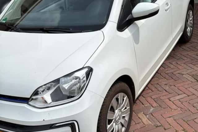 Volkswagen e-Up! (2021) thumbnail 1