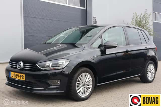 Volkswagen Golf Sportsvan (2015) thumbnail 1