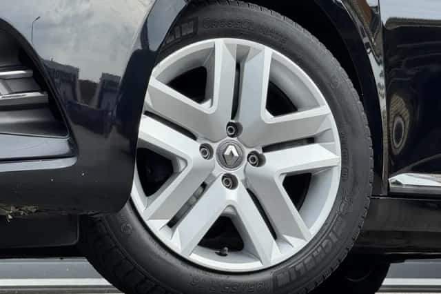 Renault Clio (2020) thumbnail 5