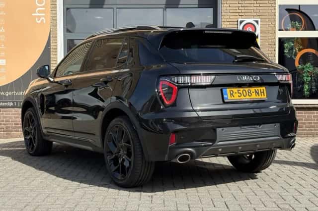 Lynk & Co 01 (2022) thumbnail 3
