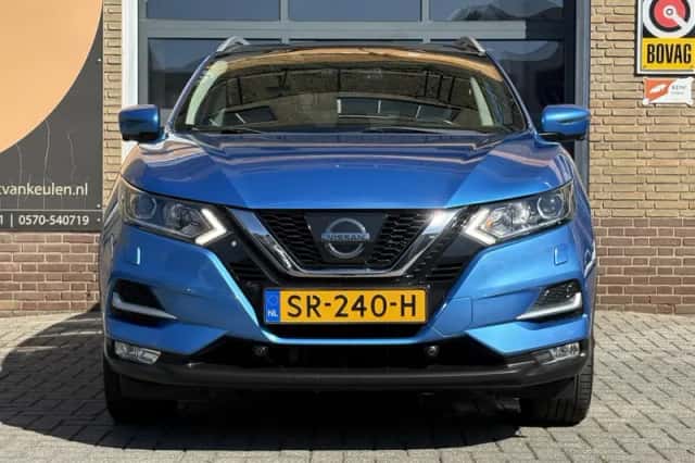 Nissan Qashqai (2017) thumbnail 2