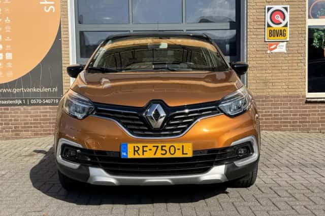 Renault Captur (2017) thumbnail 3