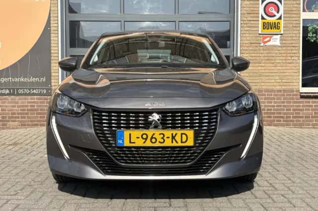 Peugeot 208 (2021) thumbnail 2