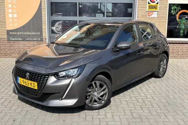 Peugeot 208 (2021) thumbnail 3