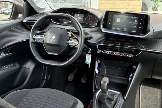 Peugeot 208 (2021) thumbnail 5