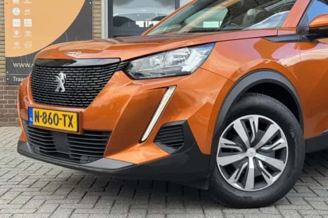Peugeot 2008 (2022) thumbnail 6