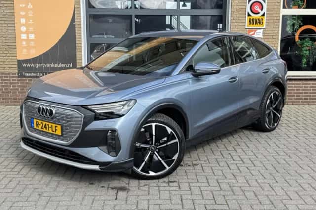 Audi Q4 e-tron (2022) thumbnail 4