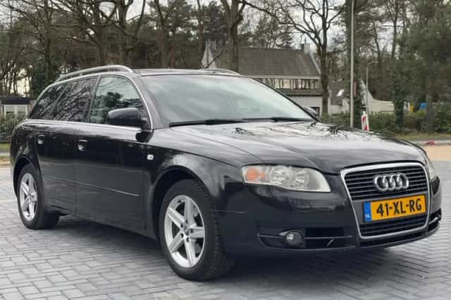 Audi A4 (2007) thumbnail 2