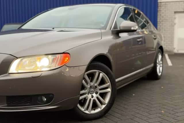 Volvo S80 (2007) thumbnail 3