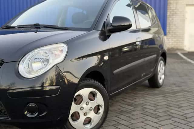 Kia Picanto (2008) thumbnail 3