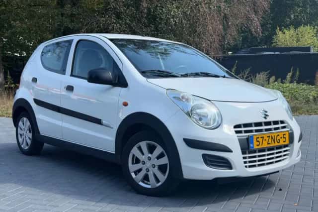 Suzuki Alto (2013) thumbnail 4