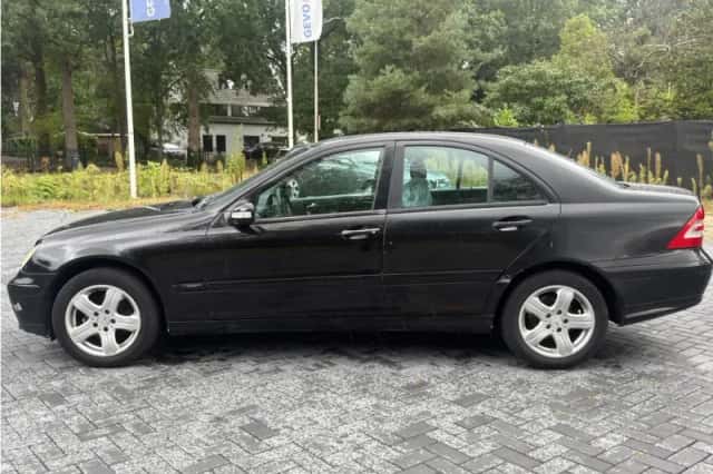 Mercedes-Benz C-Klasse (2005) thumbnail 5