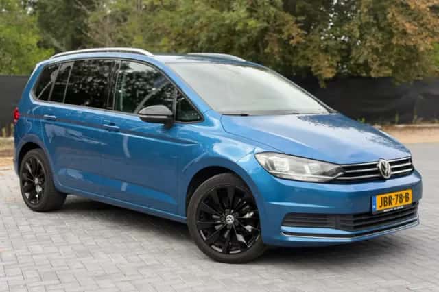 Volkswagen Touran (2020) thumbnail 4