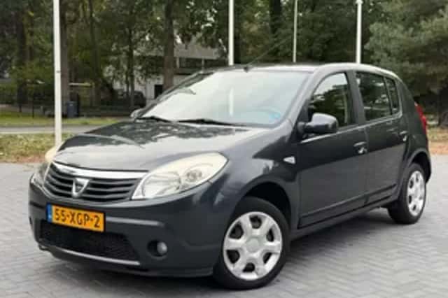 Dacia Sandero (2012) thumbnail 1