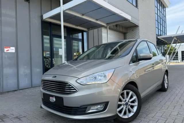 Ford C-Max (2015) thumbnail 2