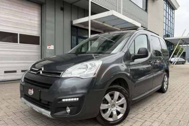 Citroën Berlingo (2017) thumbnail 2