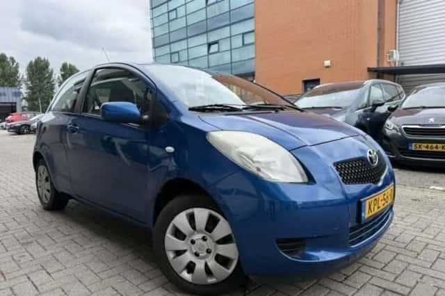 Toyota Yaris (2006) thumbnail 1