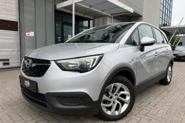 Opel Crossland (2019) thumbnail 2