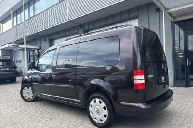 Volkswagen Caddy (2012) thumbnail 3