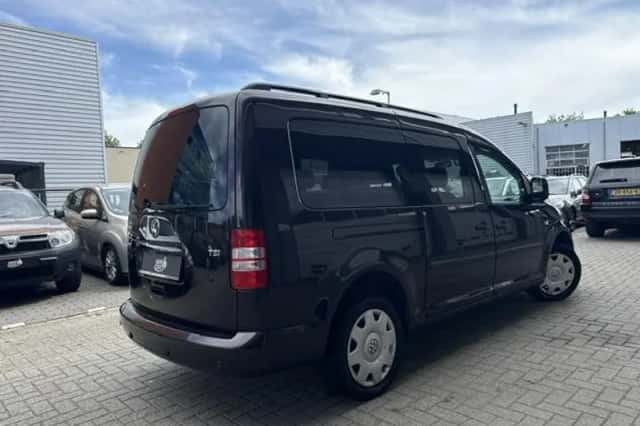 Volkswagen Caddy (2012) thumbnail 4