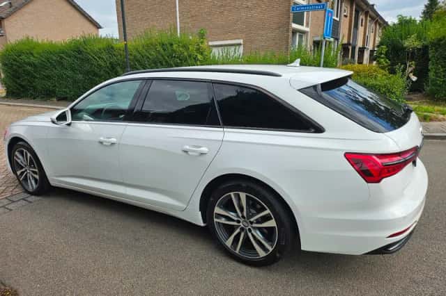 Audi A6 (2019) thumbnail 3