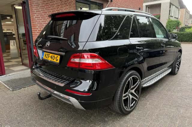 Mercedes-Benz ML-Klasse (2012) thumbnail 6