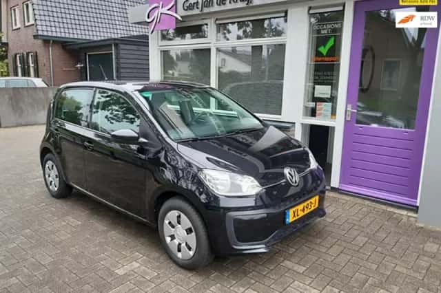 Volkswagen Up! (2019) thumbnail 1