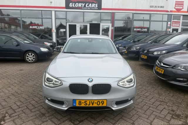 BMW 1-Serie (2011) thumbnail 1