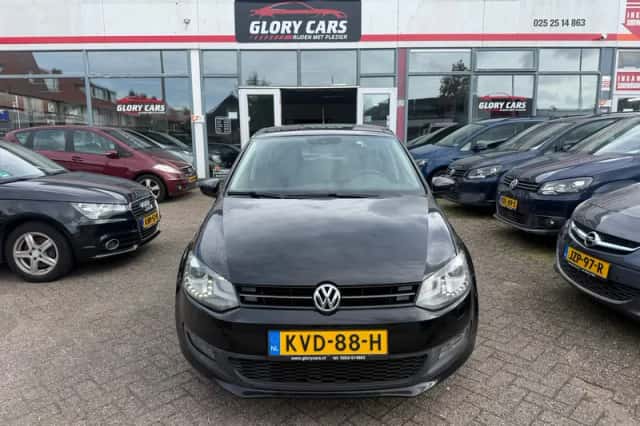 Volkswagen Polo (2011) thumbnail 2