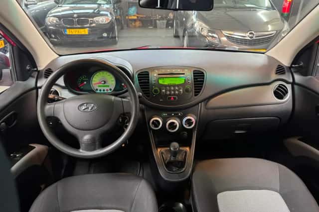 Hyundai i10 (2008) thumbnail 2