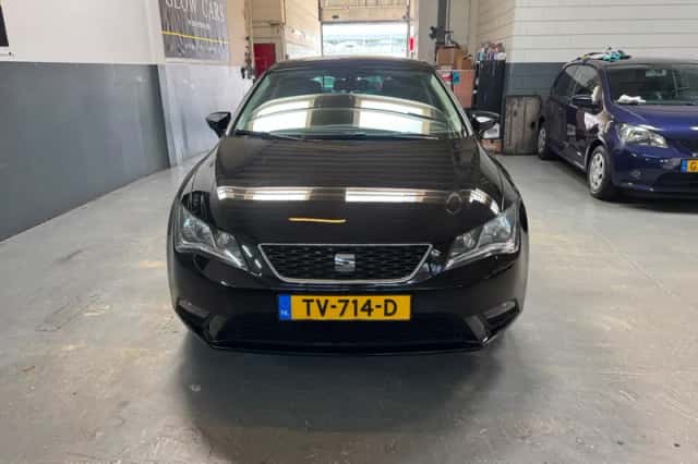 SEAT Leon (2015) thumbnail 5