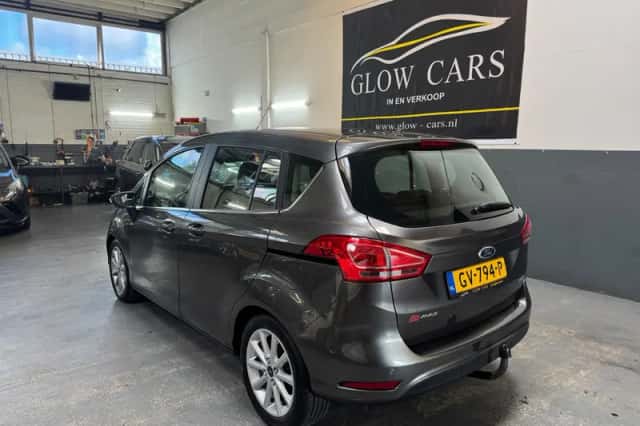 Ford B-Max (2015) thumbnail 3