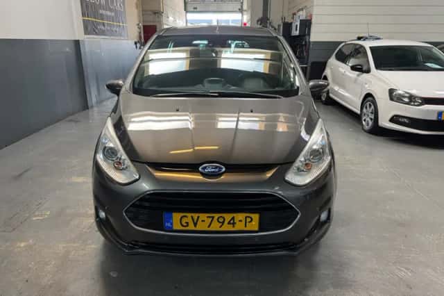 Ford B-Max (2015) thumbnail 4