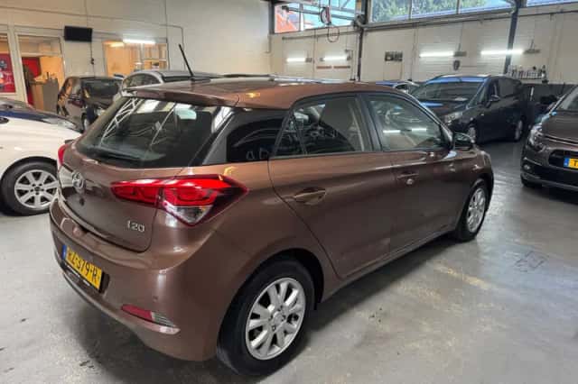 Hyundai i20 (2018) thumbnail 5