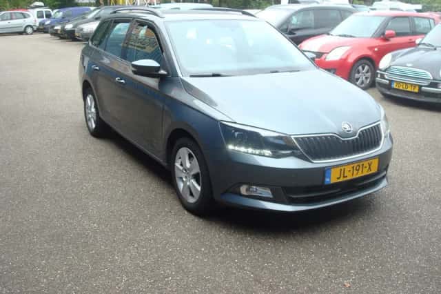 Škoda Fabia (2016) thumbnail 6