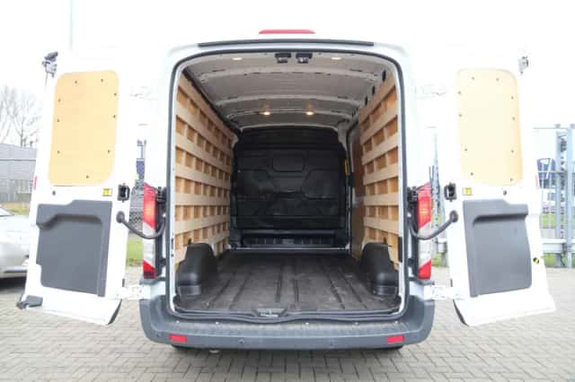 Ford Transit (2017) thumbnail 3