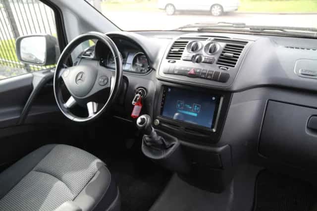 Mercedes-Benz Vito (2014) thumbnail 5