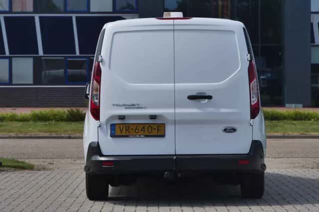 Ford Transit Connect (2015) thumbnail 2