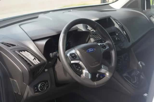 Ford Transit Connect (2015) thumbnail 4