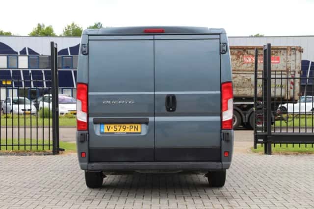 Fiat Ducato (2018) thumbnail 2