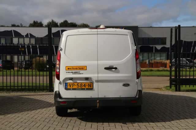Ford Transit Connect (2015) thumbnail 2