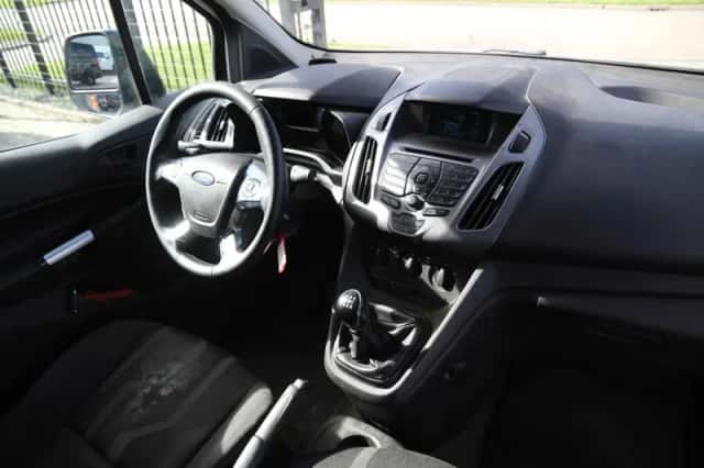 Ford Transit Connect (2015) thumbnail 4