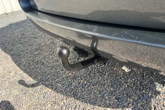 Toyota RAV4 (2011) thumbnail 4