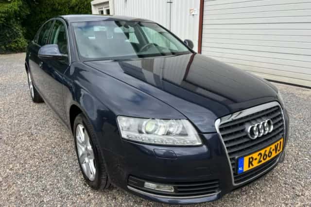 Audi A6 (2010) thumbnail 2