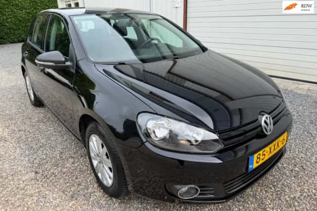 Volkswagen Golf (2012) thumbnail 1