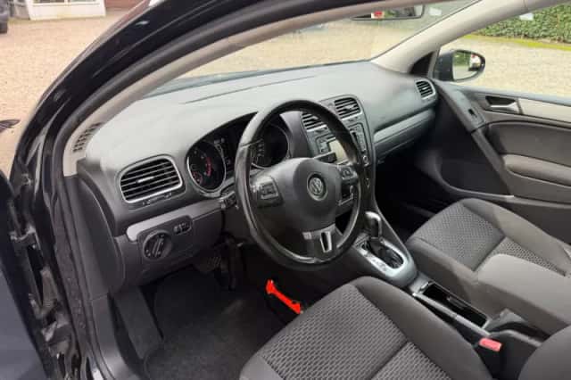 Volkswagen Golf (2012) thumbnail 5