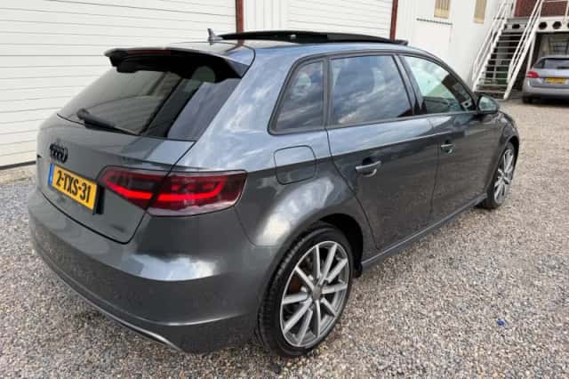 Audi A3 (2014) thumbnail 4